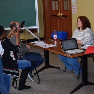 Careers Beyond Academia/BEST participants practice being interviewed about their research in a communication workshop.