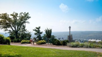 Blue skies over Libe Slope